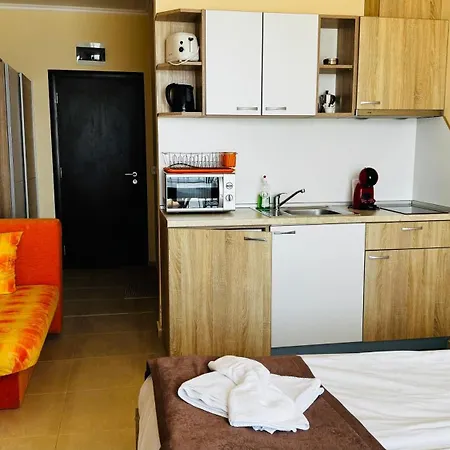 Akrotiria Complex 3*