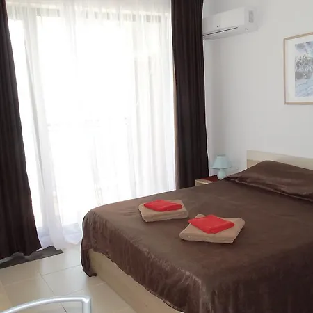 Апартхотел Akrotiria Complex 4*