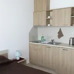 شقة فندقية مجمع أكروتيريا بيتش أبارت