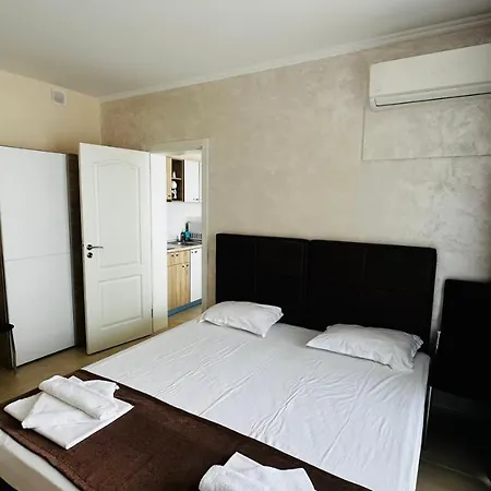 Akrotiria Complex Aparthotel