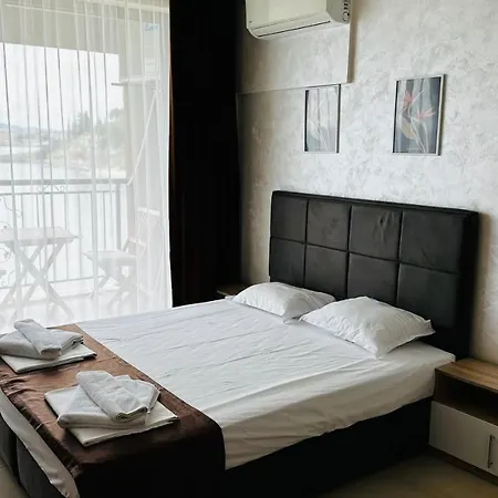 Apartahotel Akrotiria Complex
