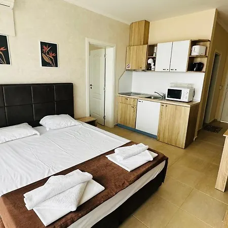 Akrotiria Complex Апарт-отель 3*