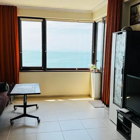 Aparthotel Akrotiria Complex