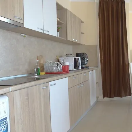 아파트호텔 Akrotiria Complex 네세부르