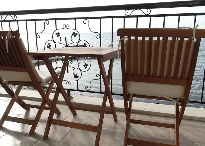 Akrotiria Complex 4*