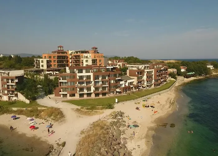 Апартхотел Akrotiria Complex